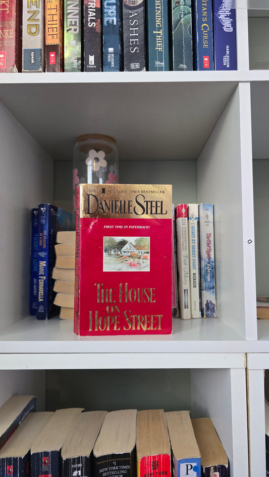 The House On Hope Street by Danielle Steel