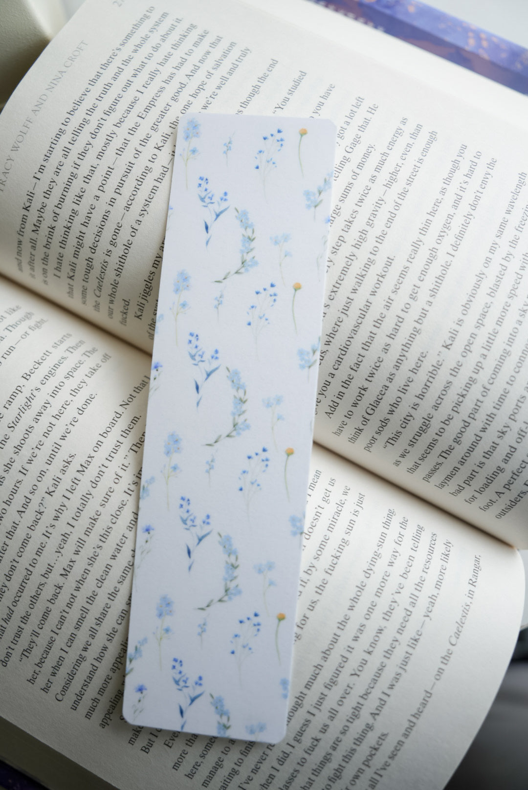 Dainty Blues