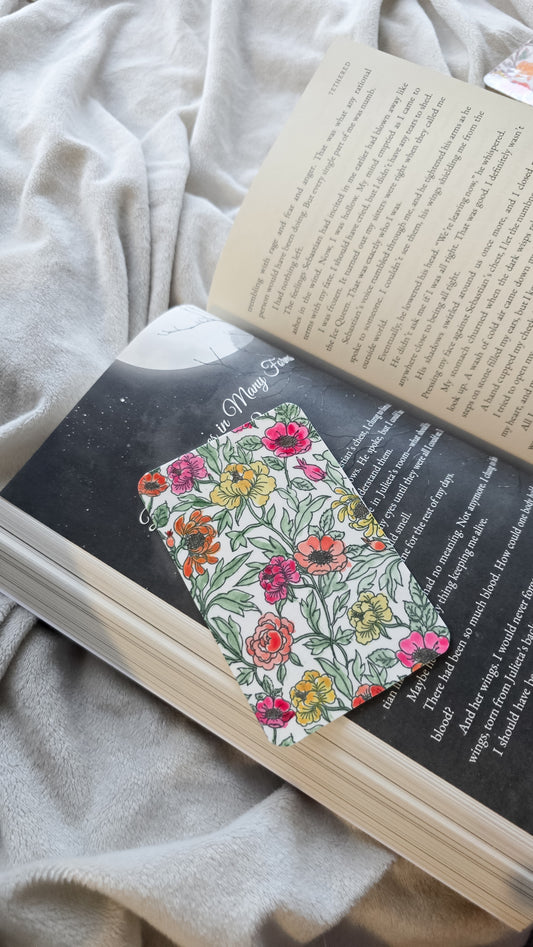 Watercolour Bookmark | O